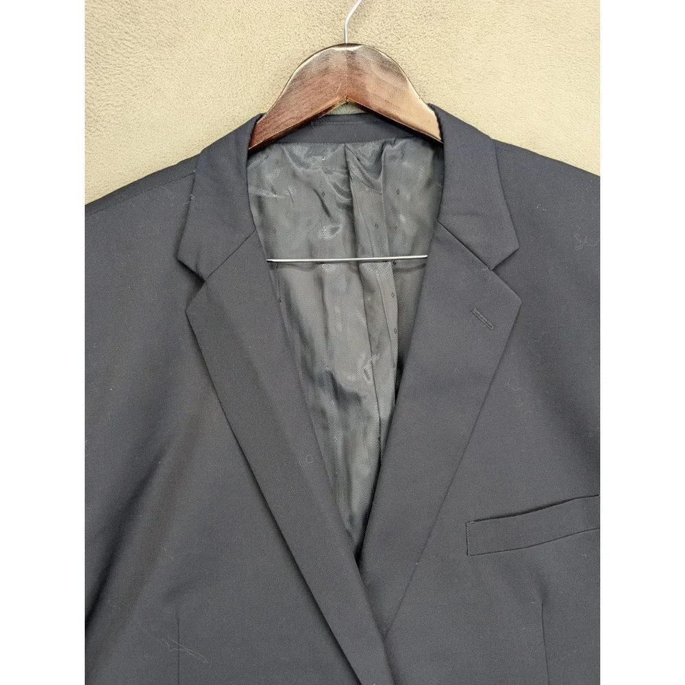 Joseph & Feiss Mens Size 52L 2 Piece Suit Navy Blue Solid Pleated Pants 48x30 - Picture 3 of 12